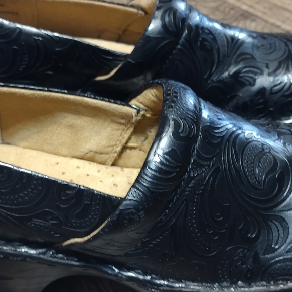 New G.H. Bass & Co Bass  Black Clogs Slip-on Shoes w/ Flower Designs Cushioned - Picture 8 of 8